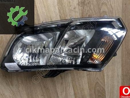 Renault Clio Sol Ön Far çıkma parça