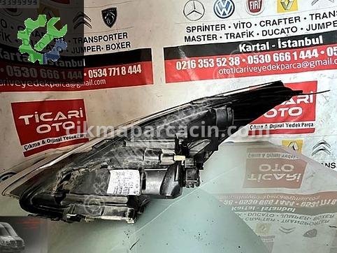 Renault Clio Sağ Ön Far çıkma parça
