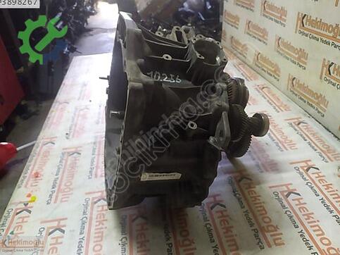 Renault Megane 320107904R çıkma parça