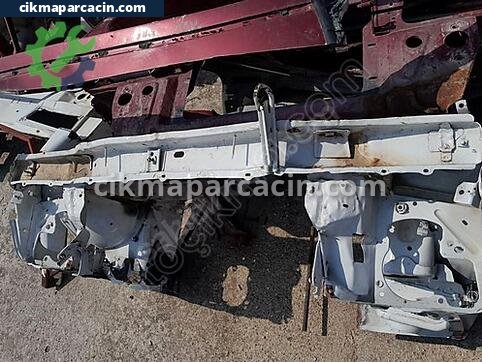 Renault Express Ön Panel çıkma parça
