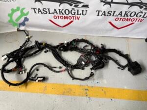 Renault Express Orijinal Çıkma Motor Tesisatı 240118389S