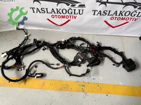 Renault Express Motor Tesisatı çıkma parça