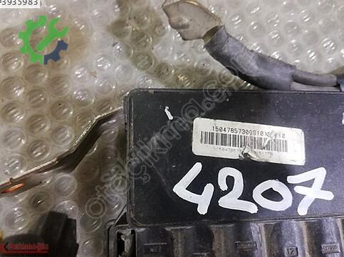 Renault Fluence 403882897R çıkma parça