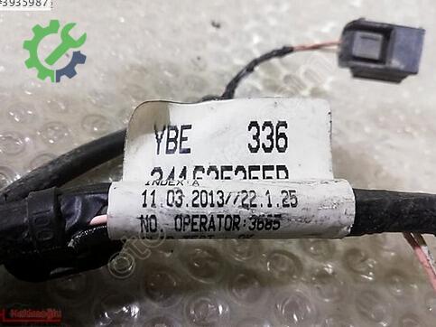 Renault Fluence 241635355R çıkma parça