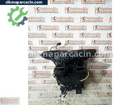 Renault Fluence Kalorifer çıkma parça