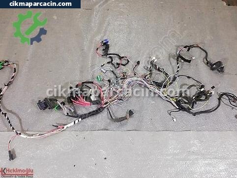 Renault Fluence Torpido Tesisatı çıkma parça