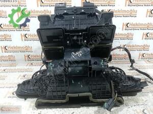 RENAULT FLUENCE İCON KALORİFER KAZANI VE MOTORU A25101B3801001