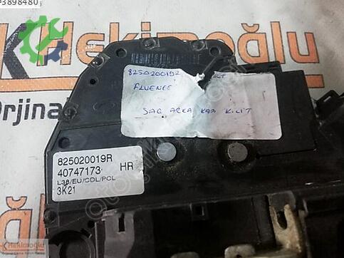 Renault Fluence 825020019R çıkma parça