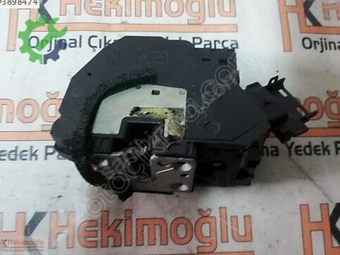 Renault Fluence 825030019R çıkma parça