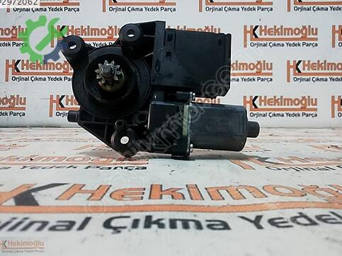 Renault Megane 80730111R çıkma parça