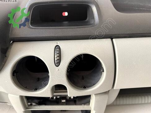 Renault Kangoo Torpido çıkma parça