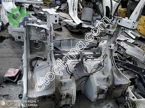 Renault Kangoo Ön Şasi çıkma parça
