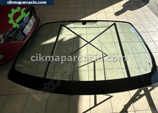 Renault Kangoo Ön Cam çıkma parça