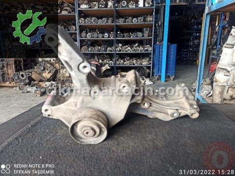 Renault Laguna Şarj Dinamosu 7700872259 çıkma parça
