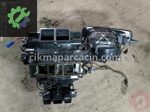 Renault Latitude Klima Kutusu çıkma parça