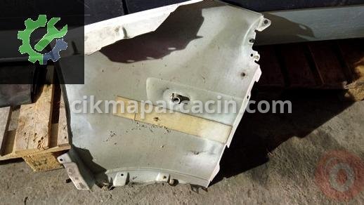 Renault Master Sol Çamurluk çıkma parça