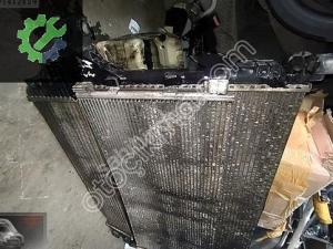 Renault Master 3 2.3 Dci Su Radyatörü Klimalı 214107695R 2140054