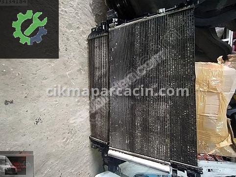 Renault Master Radyatör Seti çıkma parça