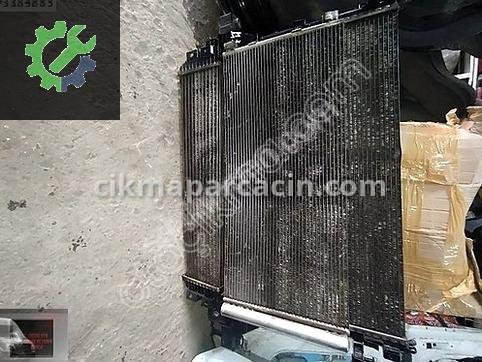 Renault Master Klima Radyatörü çıkma parça