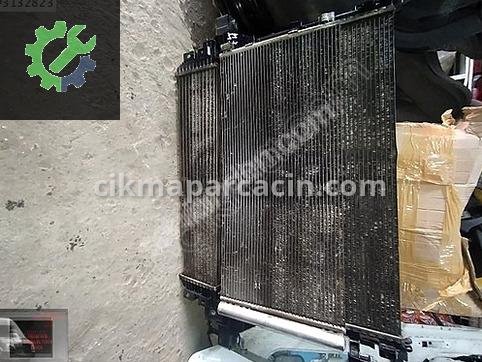 Renault Master Motor Su Radyatörü çıkma parça
