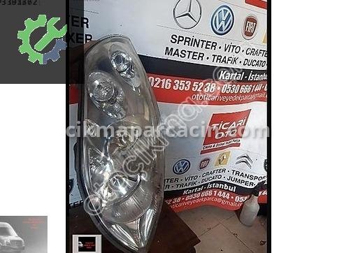 Renault Master Sağ Ön Far çıkma parça