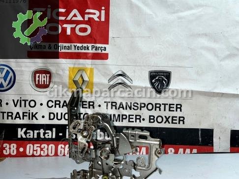 Renault Master Sağ Ön Kapı çıkma parça