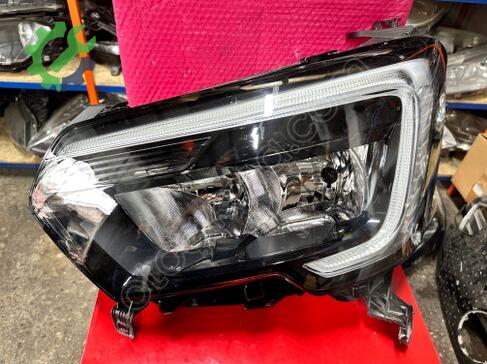 Renault Master Far çıkma parça