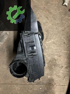Renault Master Hava Filtre kutusu