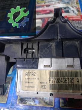 Renault Kangoo Bilgi Ekranı P7700436305A çıkma parça
