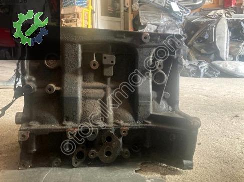 Renault Master Motor Bloğu 8200102320: Oto Çıkma Parçaları