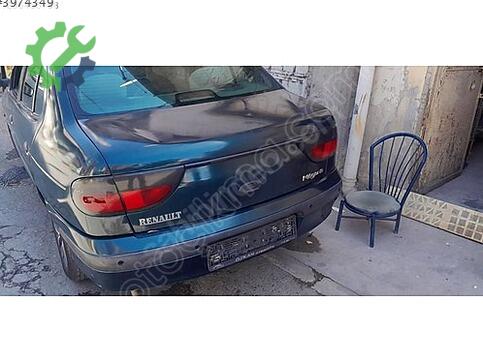 Renault Megane Arka Stop çıkma parça