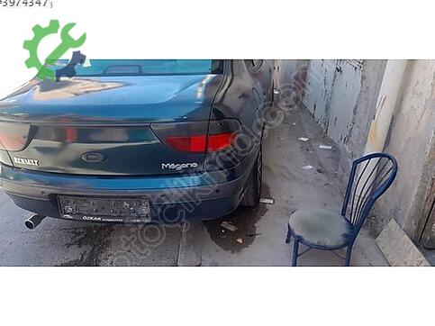 Renault Megane Arka Tampon çıkma parça