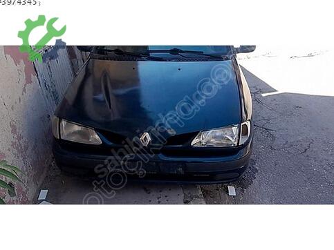 Renault Megane Çamurluk çıkma parça