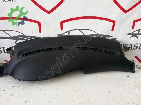 Renault Megane Torpido çıkma parça