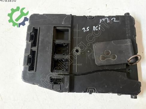 Renault Megane Motor Beyni 8200626634 çıkma parça