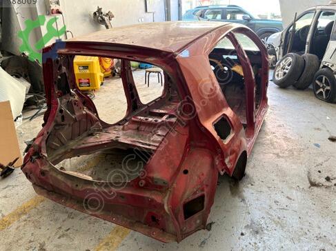 Renault Megane Tavan çıkma parça