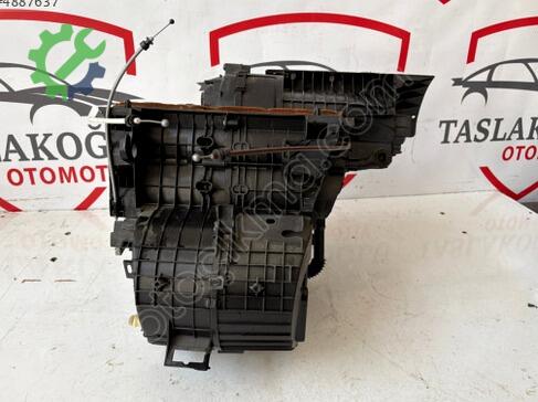 Renault Megane Kalorifer Kutusu çıkma parça