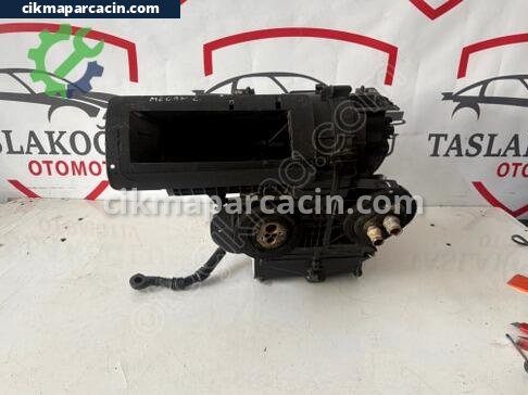 Renault Megane Kalorifer Kutusu çıkma parça