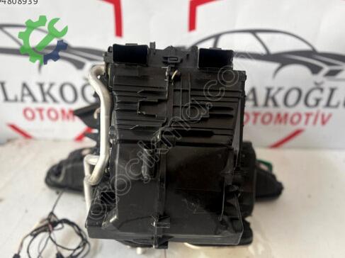 Renault Megane Kalorifer Kutusu çıkma parça