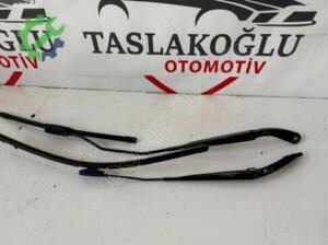 Çıkma Renault Megane Ön Silecek Kolu
