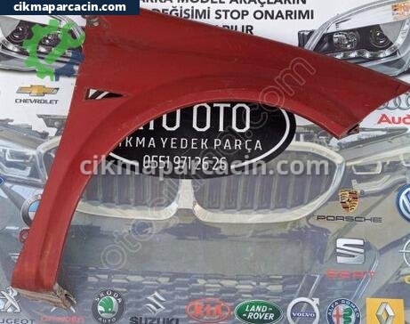 Renault Megane Çamurluk çıkma parça