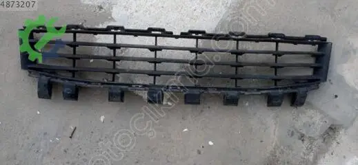 Renault Megane Tampon Izgarası çıkma parça