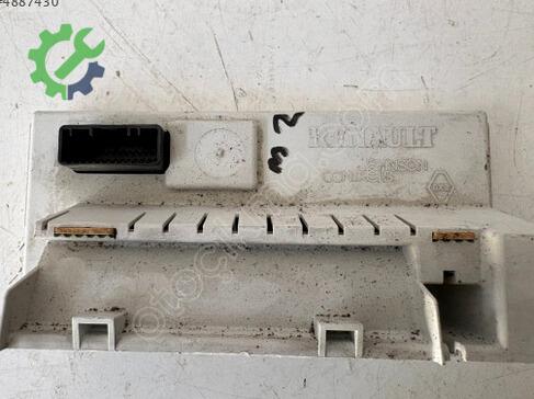 Renault Megane Bilgi Ekranı 8200290542 çıkma parça