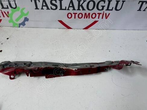 Renault Megane Çamurluk Bağlantı Sacı çıkma parça