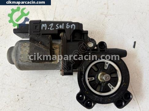 Renault Megane Sol Ön Kapı çıkma parça