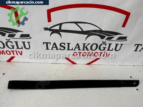 Renault Megane Kapı Çıtası çıkma parça