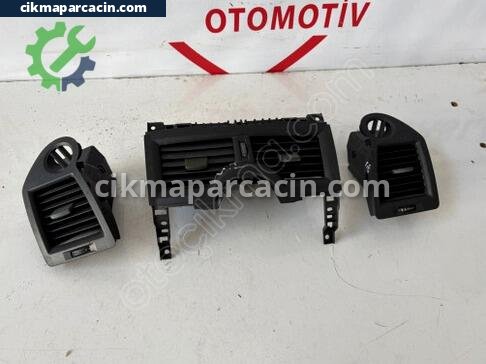 Renault Megane Havalandırma Izgaraları çıkma parça
