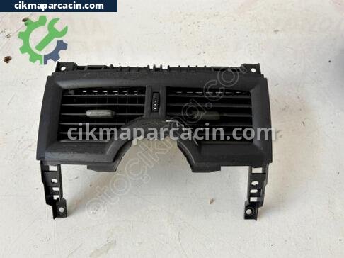 Renault Megane Havalandırma Izgarası çıkma parça