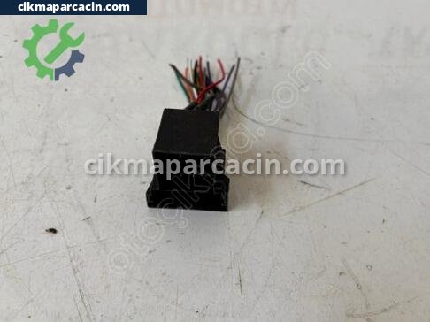 Renault Megane Teyp çıkma parça