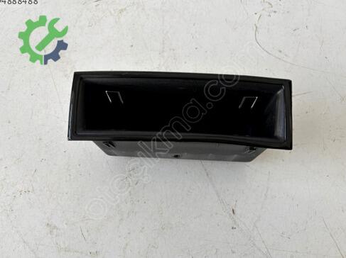 Renault Megane Torpido Gözü 8200178946 çıkma parça